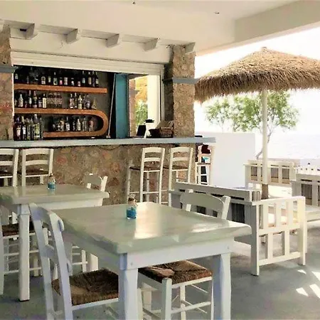 Diamond -beachfront Апартаменты *